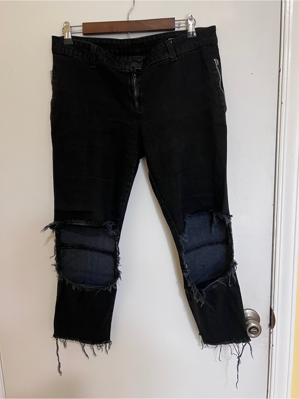 Alexander McQueen Black Distressed Knee-Rip Women's Jeans